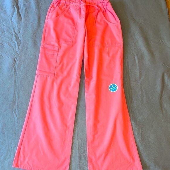 SB Scrub pants! NWOT! Size XS! Pink! - Picture 1 of 4
